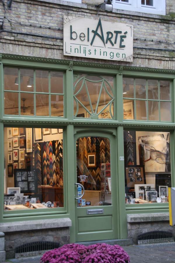 Belarte Framing Shop, Spacious With Garage In The Heart Of *