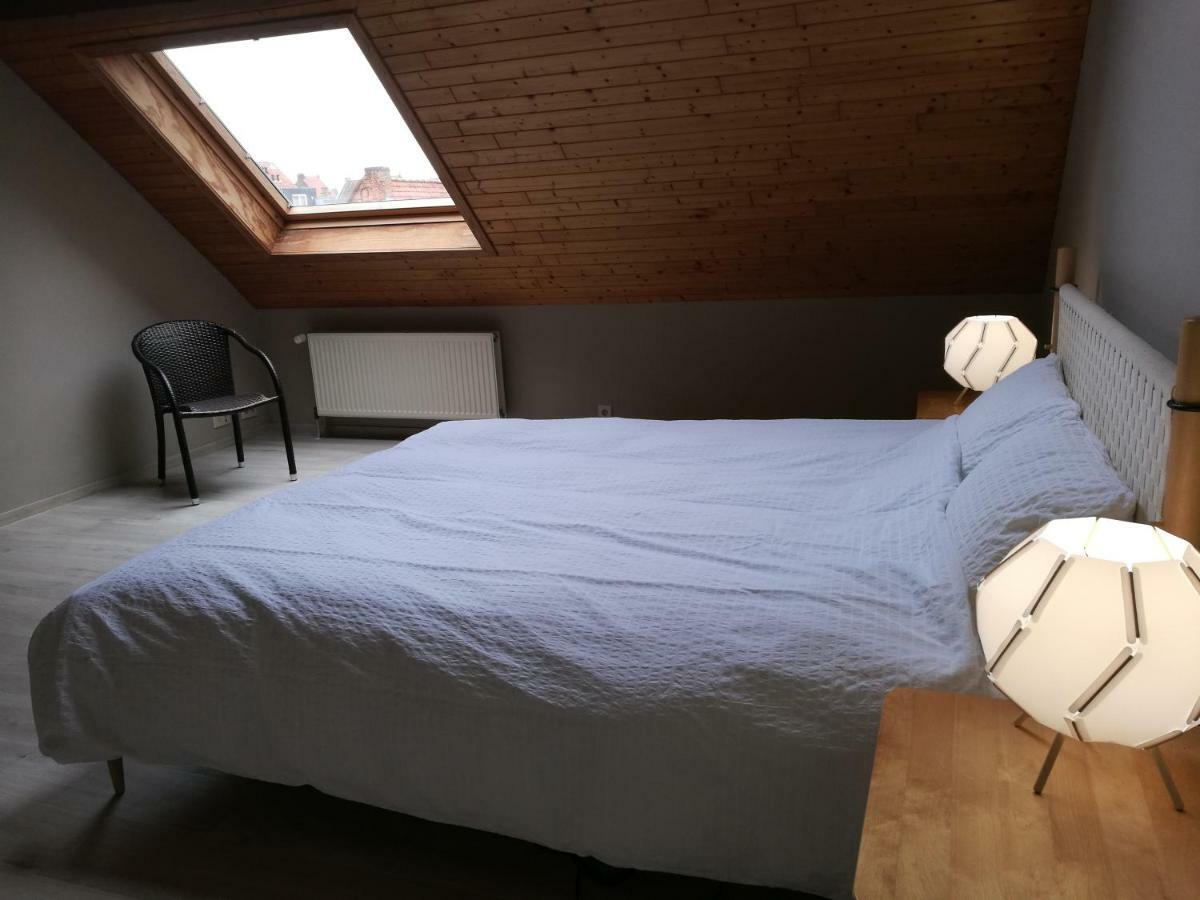 Belarte Framing Shop, Spacious With Garage In The Heart Of Apartment Ypres